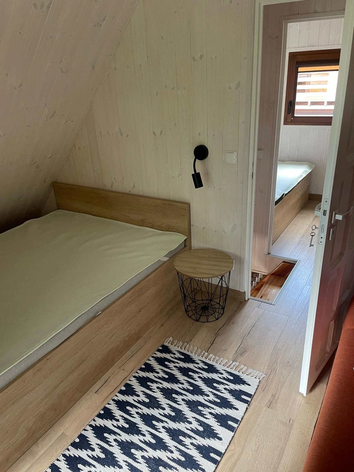 Wnętrze domku małego — strefa wypoczynku